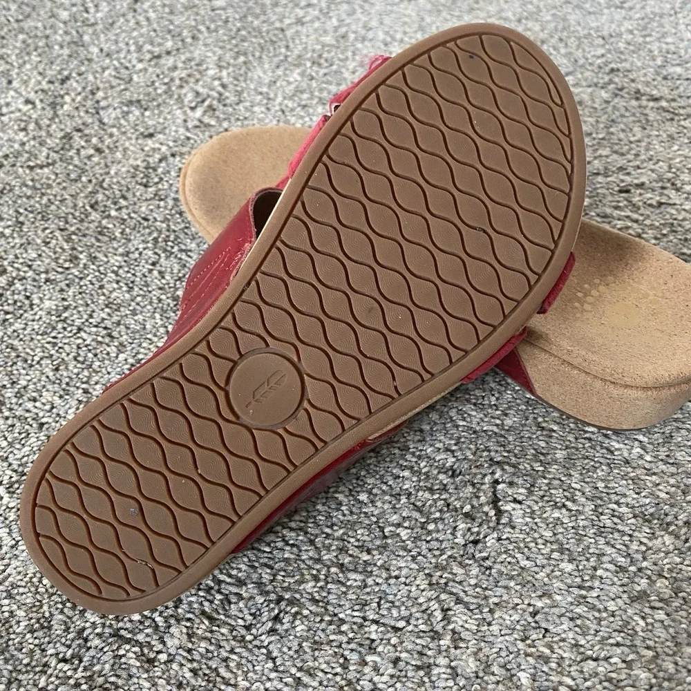 Revitalign Orthotic stylish red